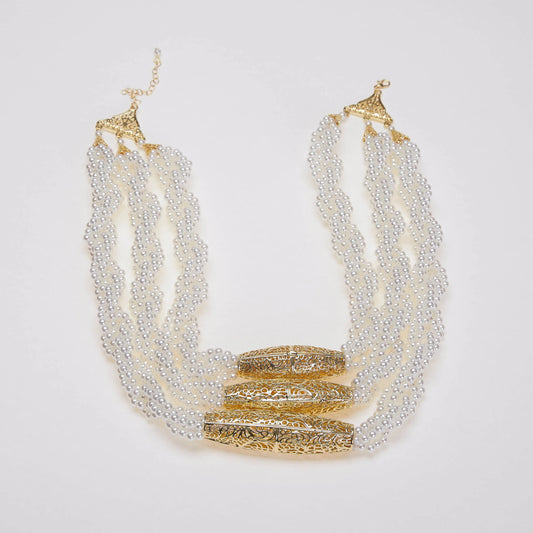 Romantic-Collier